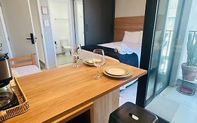Studio no coração da Vila Madalena Rua Fradique Coutinho 1158